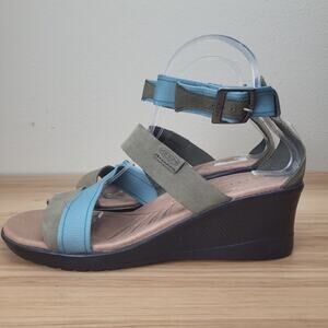 Keen Womens Skyline 1014310 Green Beige Wedge Heel Ankle Strap Sandals Size 9.5